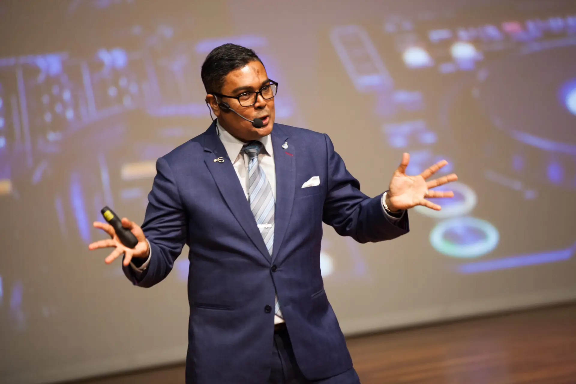 Best keynote speaker in Singapore